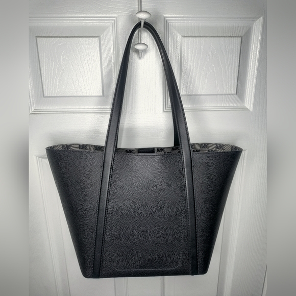 NWT Michael Kors Hadleigh Large Double Handle Leather Tote Bag Black Leather - Picture 3 of 7